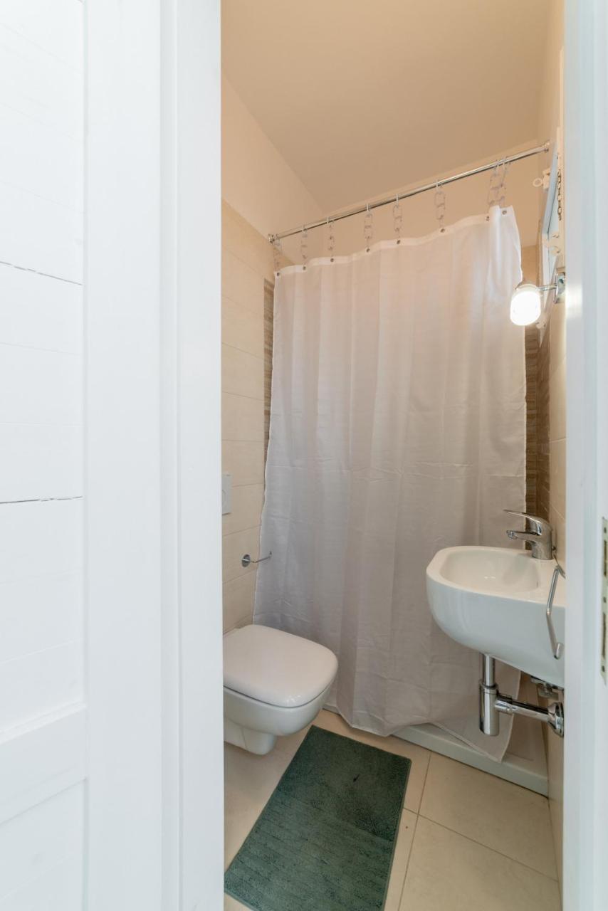 Macchia Mediterranea Guest House Μπάρι Εξωτερικό φωτογραφία